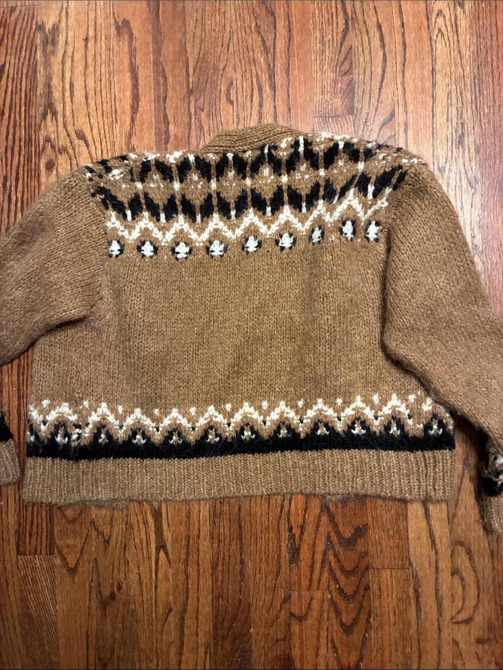 Black/Tan Patterned Button Cardigan - Picture 4 of 6